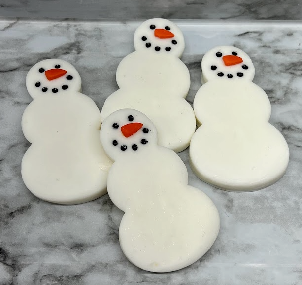 
                  
                    SNOWMAN Winter Christmas wax melts | Jack Frost | Peppermint Vanilla | 4.75 oz | 4 Melts
                  
                