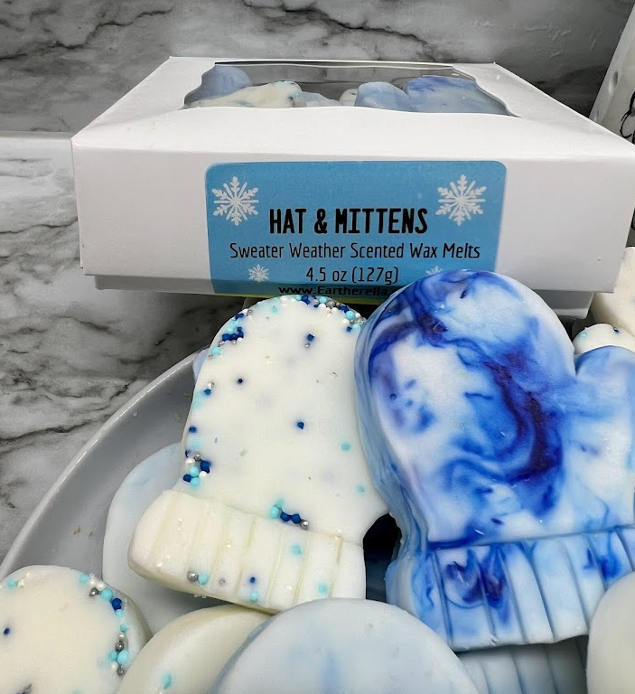 
                  
                    Winter HATS & MITTENS wax melts | Sweater Weather scent | 5 oz
                  
                