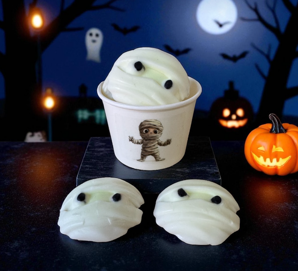 MUMMY Glow in the dark wax melts | 4 wax melts | 5oz