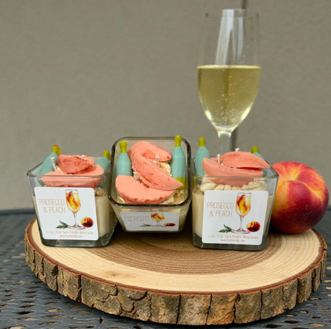 
                  
                    CANDLE OF THE MONTH subscription Soy blend candle | 12 oz
                  
                