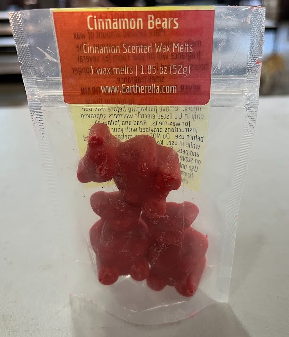 
                  
                    CINNAMON BEARS | Fake Candy Wax Melts | 5 oz
                  
                