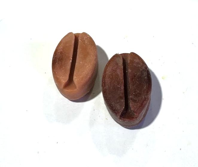 
                  
                    COFFEE BEANS (large) Wax Melts | Fake Food | Home Fragrance | 1 oz SAMPLE
                  
                