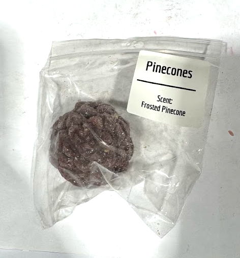 
                  
                    FROSTED PINECONES | Snow Covered Pinecones | Wax Melts | Fall Christmas | 1 oz SAMPLE
                  
                