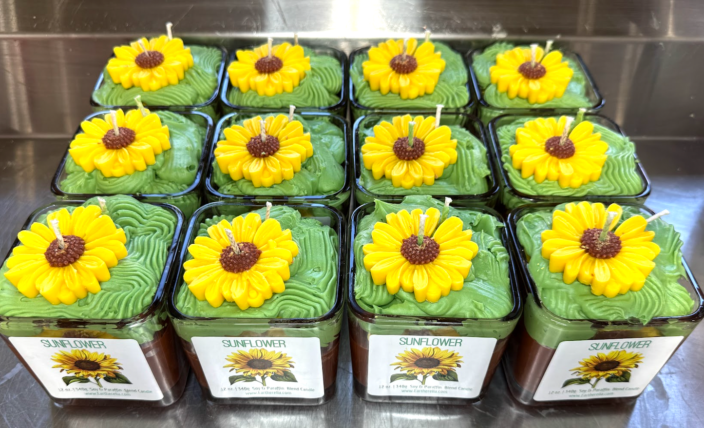 
                  
                    SUNFLOWER Soy blend candle | 12 oz
                  
                