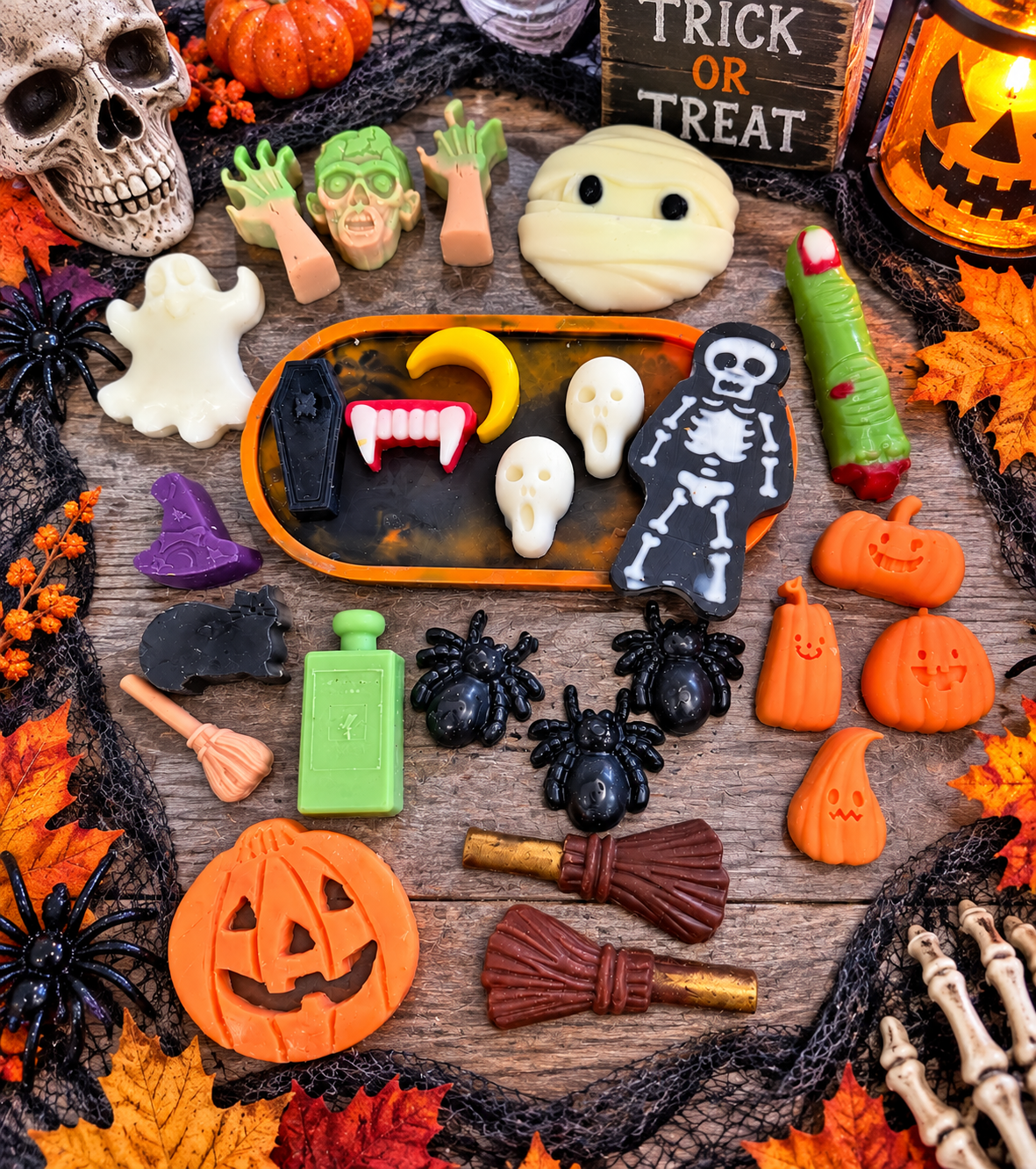 
                  
                    SPOOKY SEASON themed SUBSCRIPTION BOX: Fun shaped Wax Melts | 1 lb | 16 oz
                  
                