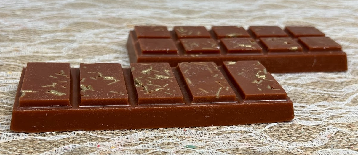 
                  
                    GINGERBREAD SPICE CAKE scented Snap Bar Wax Melts 1.5 oz bar
                  
                
