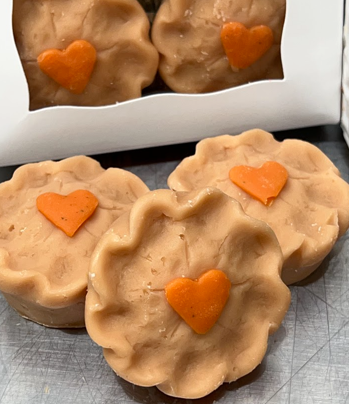 
                  
                    PUMPKIN PIE Tarts Wax Melts | Pumpkin Pie Spice | Fake Food | 5.5 oz | 4 Melts
                  
                