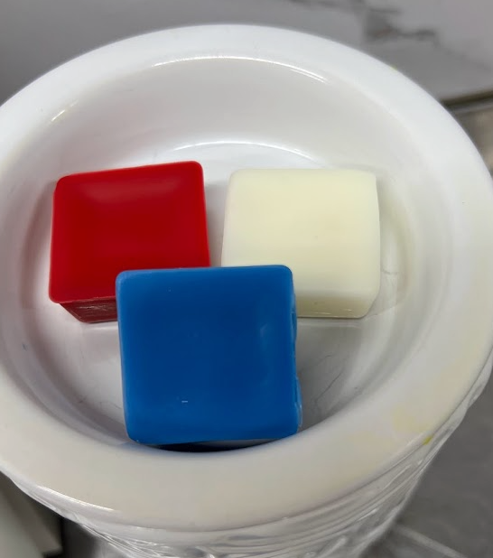 
                  
                    CHEESECAKE SAMPLER wax melts | Strawberry, Cheesecake, Blueberry Cheesecake | 2.75 oz
                  
                