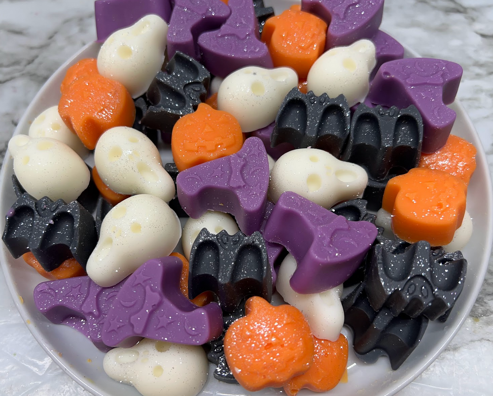
                  
                    HALLOWEEN SAMPLER wax melts | 20 melts | 5.5 oz
                  
                