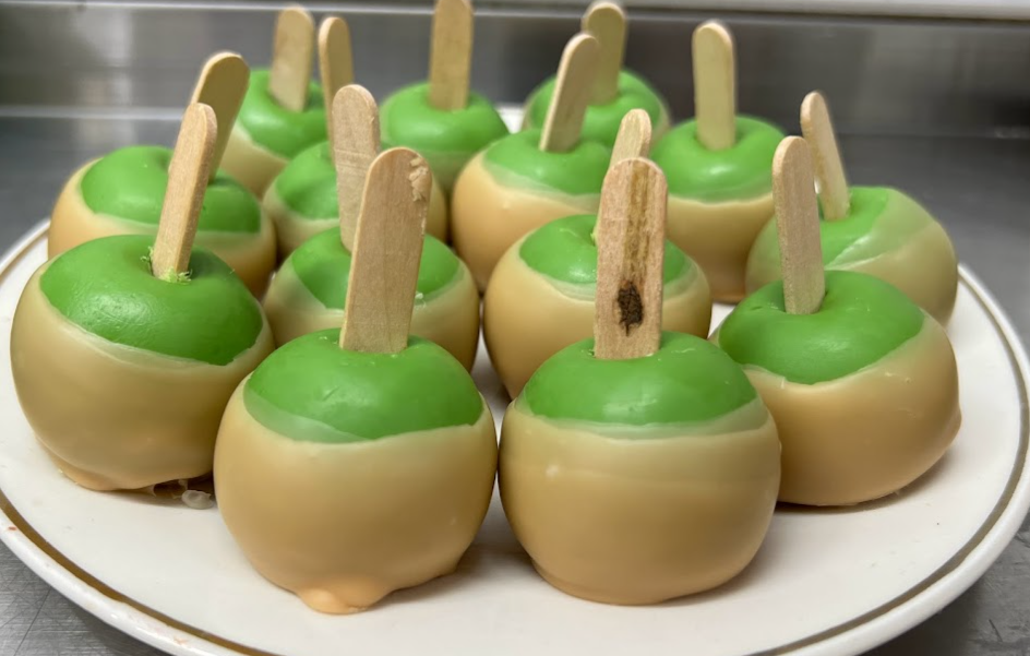 
                  
                    CARAMEL APPLES wax melts | Green Caramel Apples  | 5.75 oz
                  
                