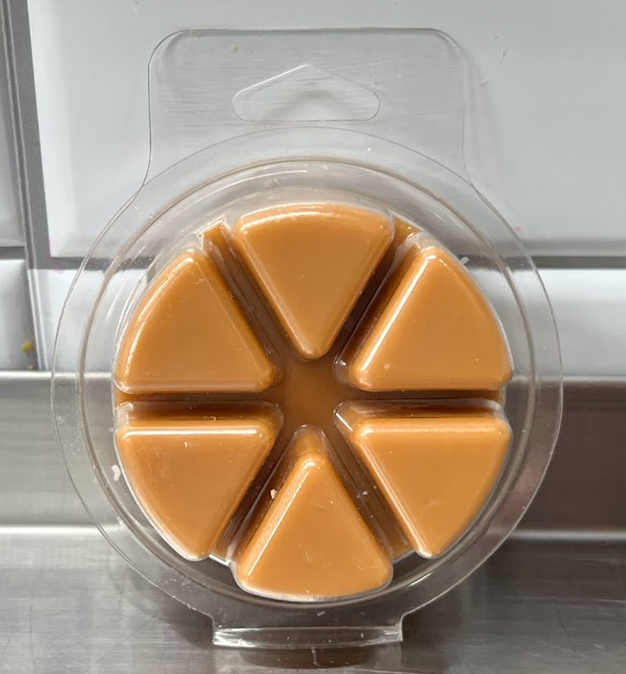 
                  
                    GINGERBREAD SPICE CAKE Wax Melts Tarts | Round Clamshell | 2.7 oz
                  
                