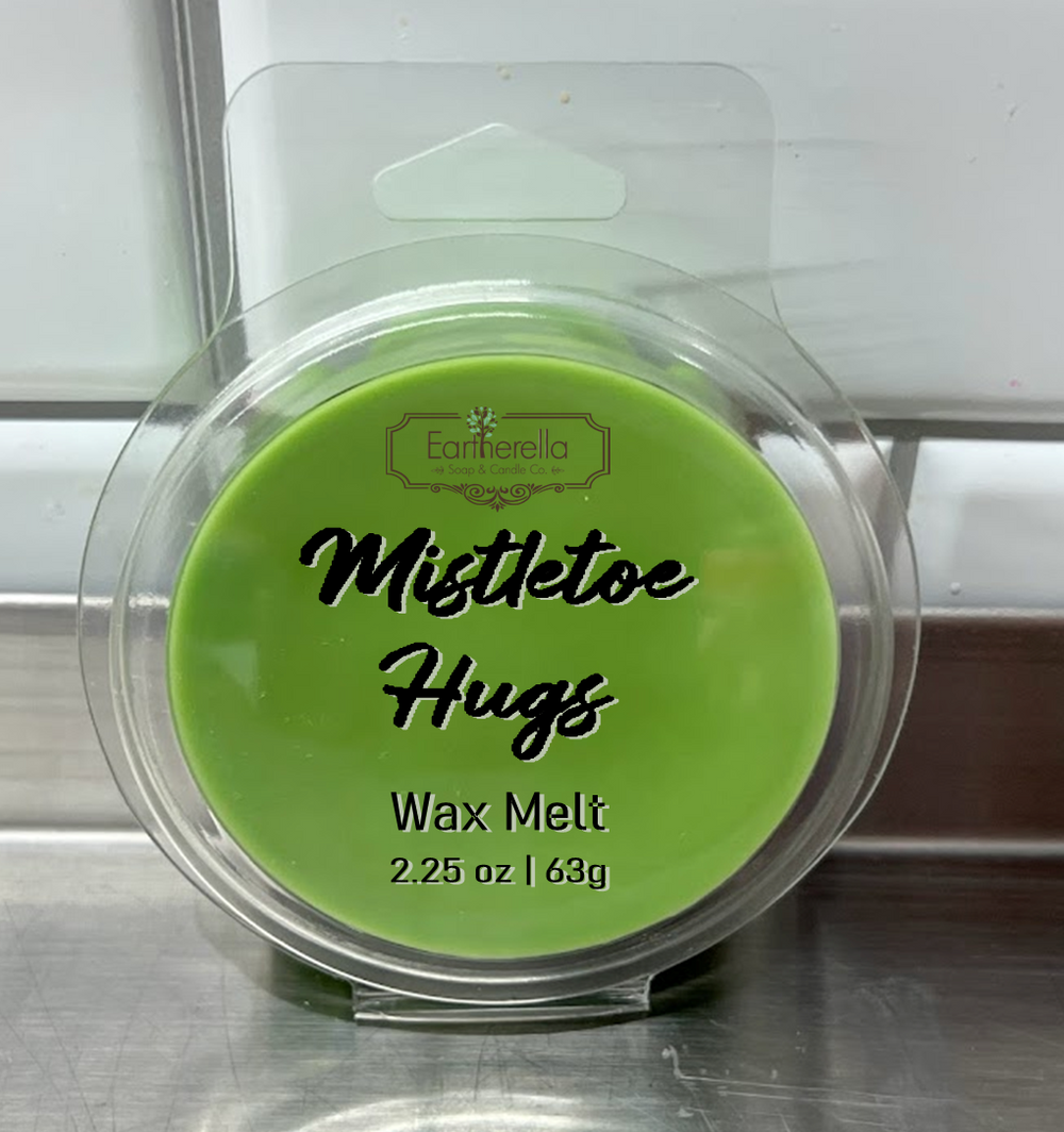 MISTLETOE HUGS Wax Melts Tarts | Round Clamshell | 2.7 oz